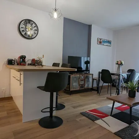 Chaleureux T3 Rdc 4-6 Personnes, Piscines, Sauna, Salle De Detente Sports Apartment
